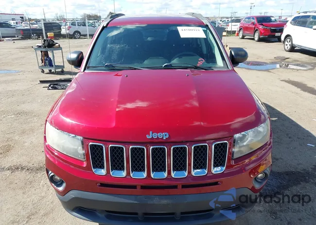 1C4NJCBA8ED539573: 44500918