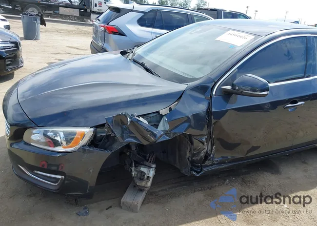 YV126MFB0F2301236: 44501026