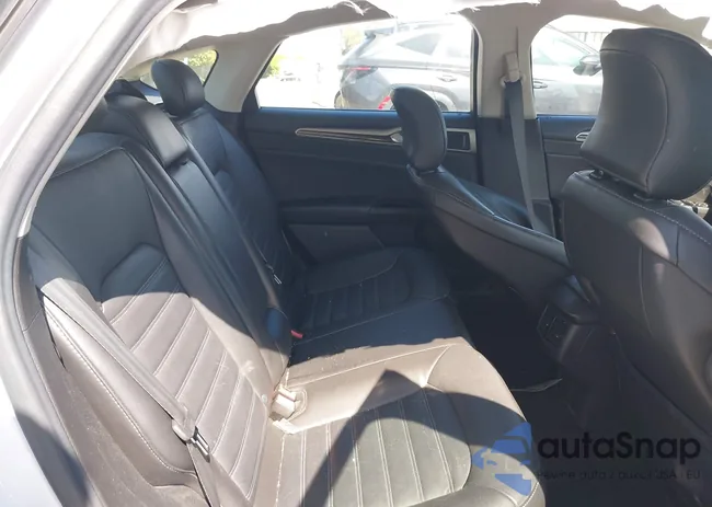 3FA6P0HD1GR329366: 44501115