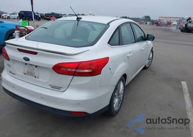 1FADP3J26FL338742: 44501117