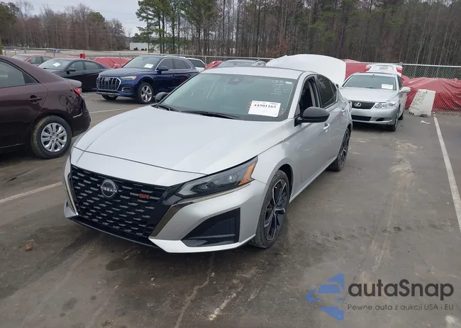 1N4BL4CV9RN351641: 44501165