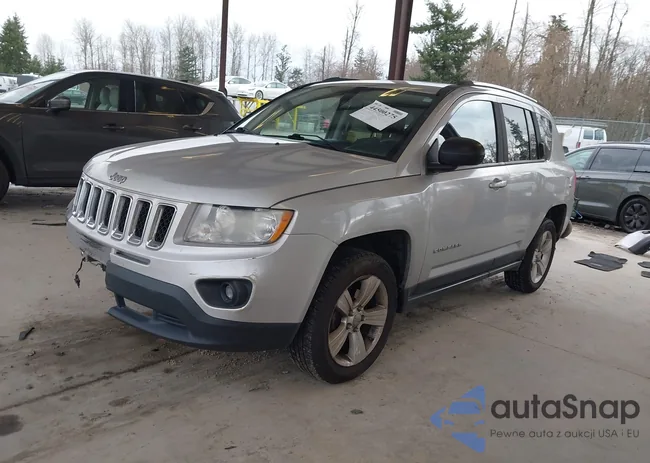 1C4NJCBA4CD515316: 44500275