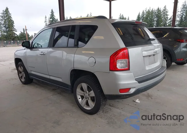 1C4NJCBA4CD515316: 44500275