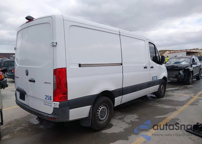 WD4PF0CD8KP025501: 44500296