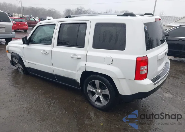 1C4NJPFA9GD589421: 44500404