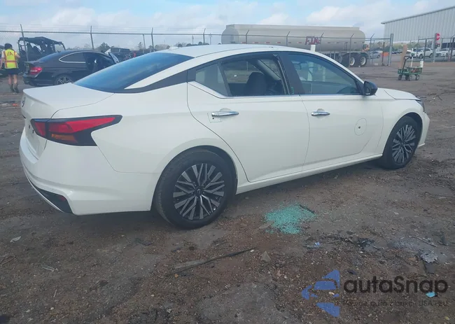 1N4BL4DV1SN376313: 44500449