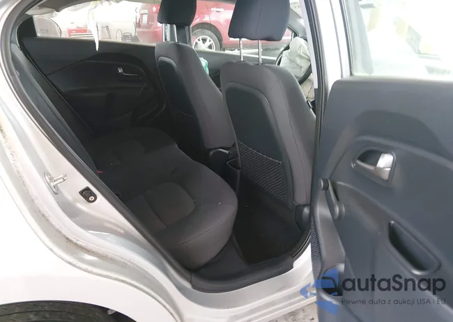 KNADM5A3XD6139354: 44500585