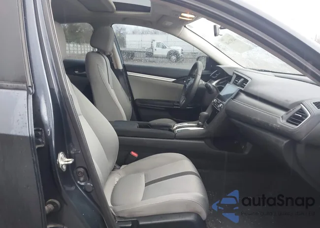 2HGFC2F7XHH558299: 44501648