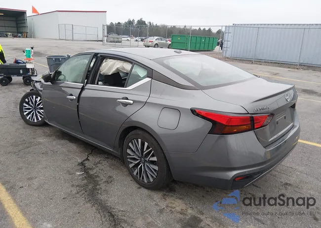 1N4BL4DV5PN306952: 44501657