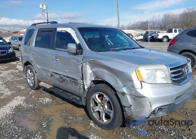 5FNYF3H68CB015153: 44501680