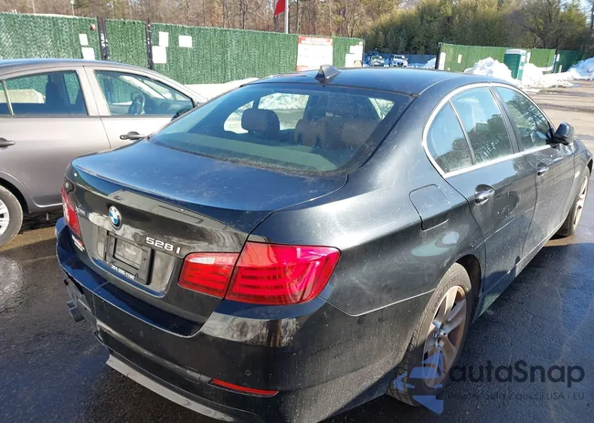 WBAXH5C58DD111600: 44501776