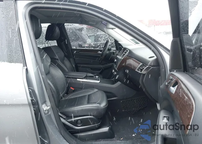 4JGDA5HB3CA016463: 44501838