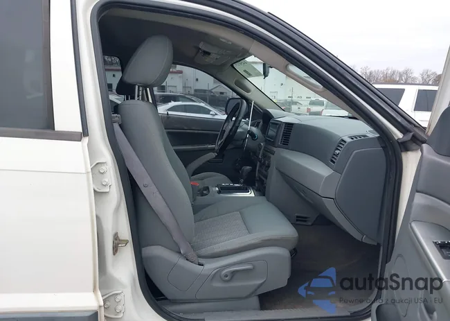 1J8GR48K17C541982: 44501931