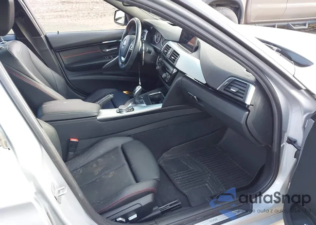 WBA8E3G59GNT79940: 44501949