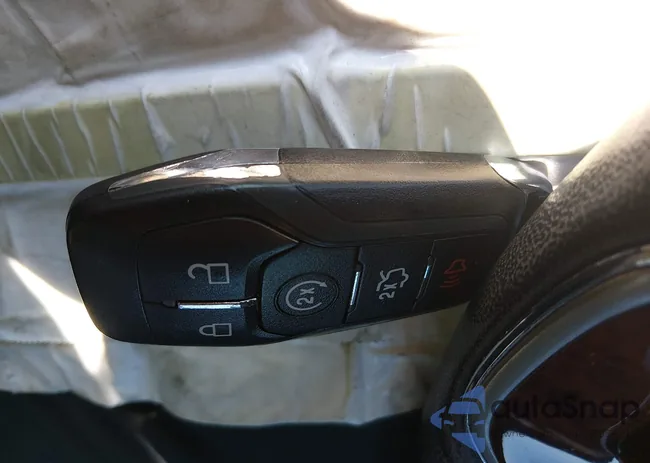 3LN6L2LU1DR814543: 44502065