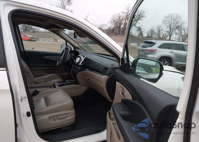 5FNYF6H59HB040952: 44502131