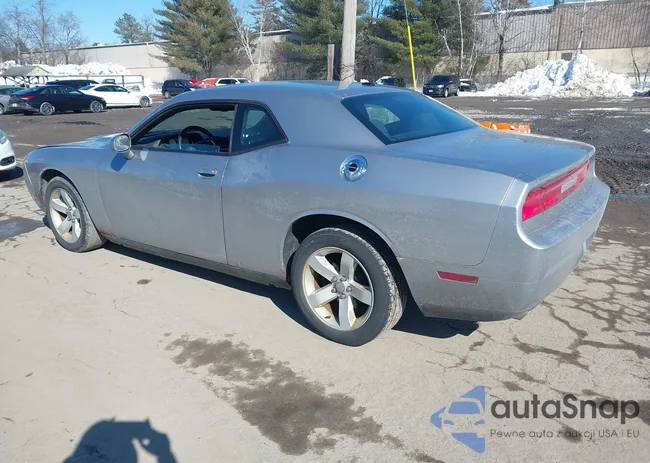 2C3CDYAGXDH724750: 44502136