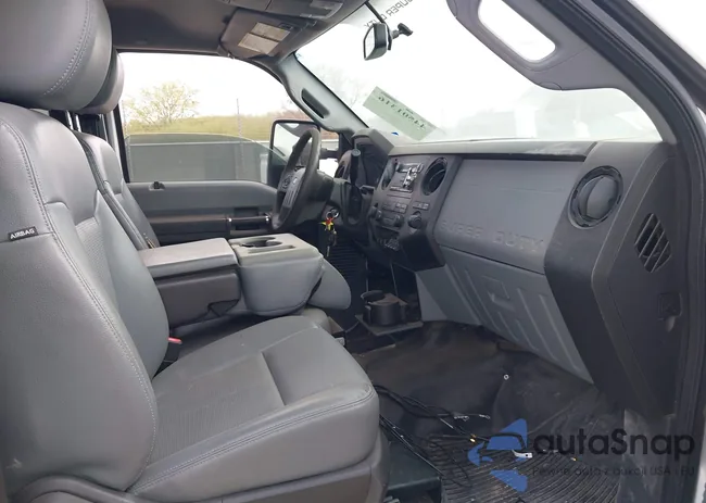 1FT7X2B62GEB98133: 44501316