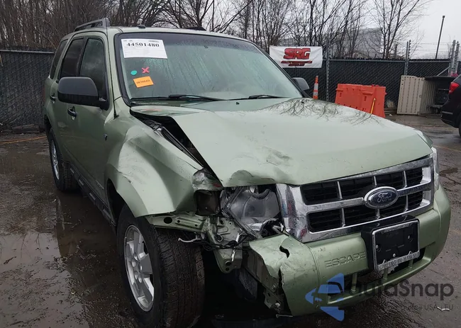 1FMCU03168KB42998: 44501480