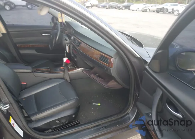 WBAVB33536KR72422: 44501551