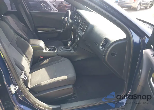 2C3CDXHG4FH846829: 44502670