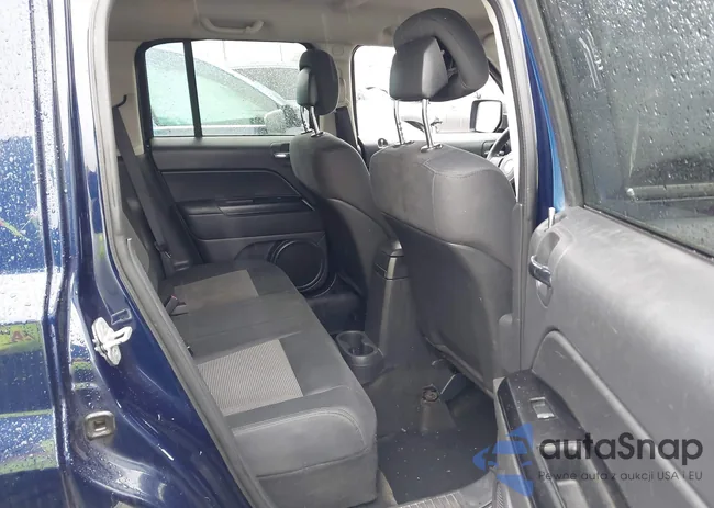 1C4NJPBB8CD662626: 44502743