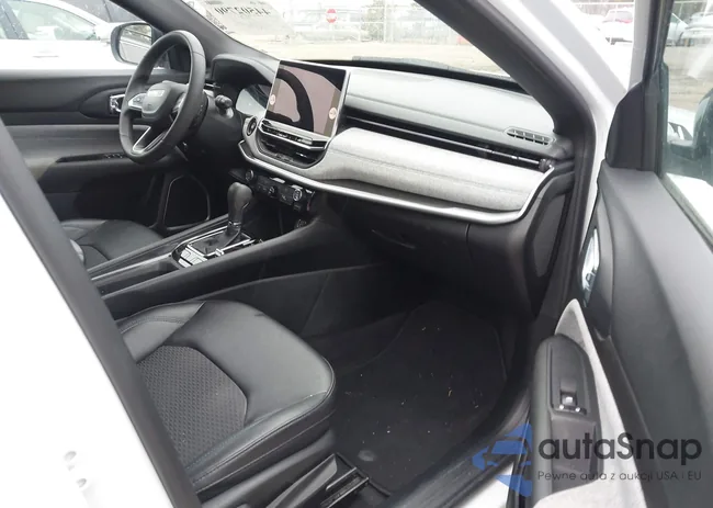 3C4NJDBNXRT117488: 44502790