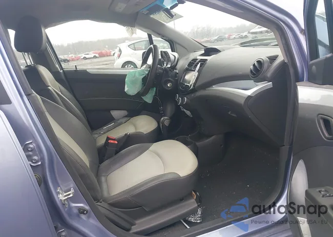 KL8CF6S91EC502041: 44502537