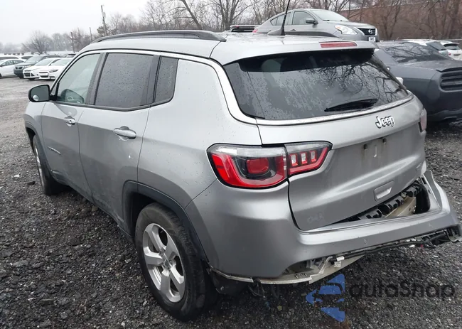 3C4NJCBB4JT182373: 44502593