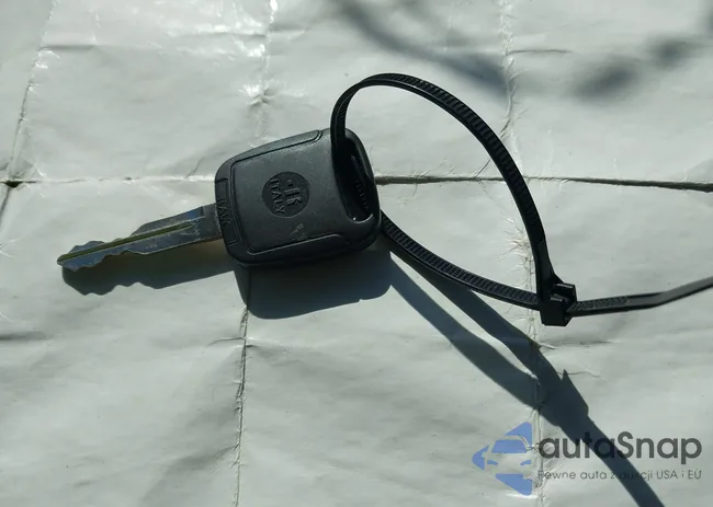 1FMEU7DE9AUA71745: 43505683