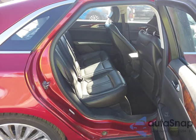 3LN6L2J95DR821168: 43505785