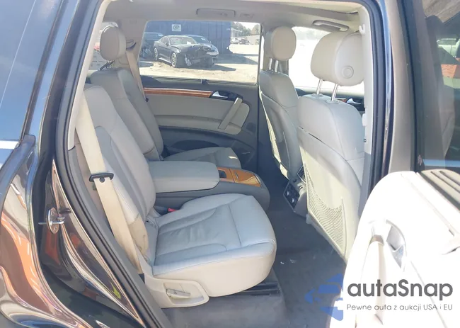 WA1AV74L19D010569: 43505820