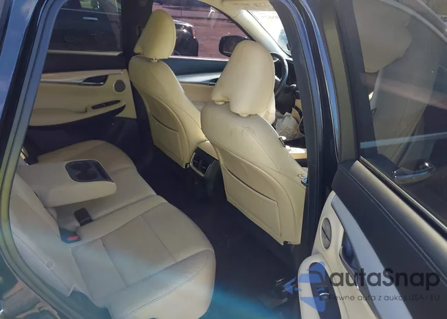 3PCAJ5M38KF112083: 43505829