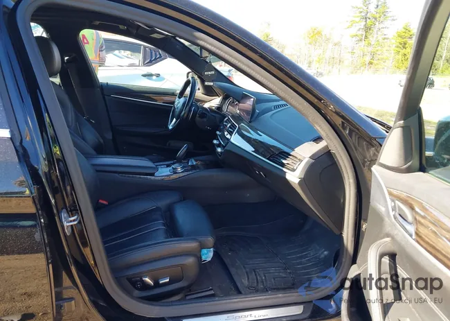 WBAJA7C58KWW17015: 43505830