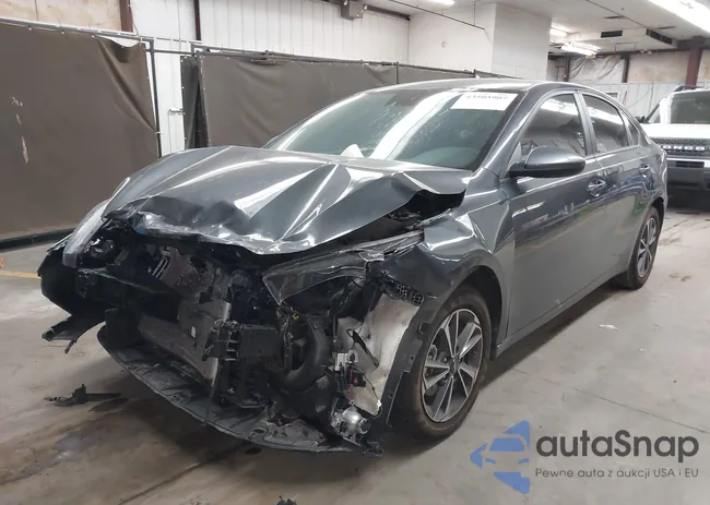 3KPF24AD0RE730640: 43505907