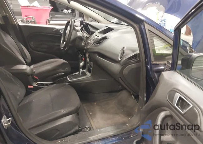 3FADP4BJ0GM104933: 43505144