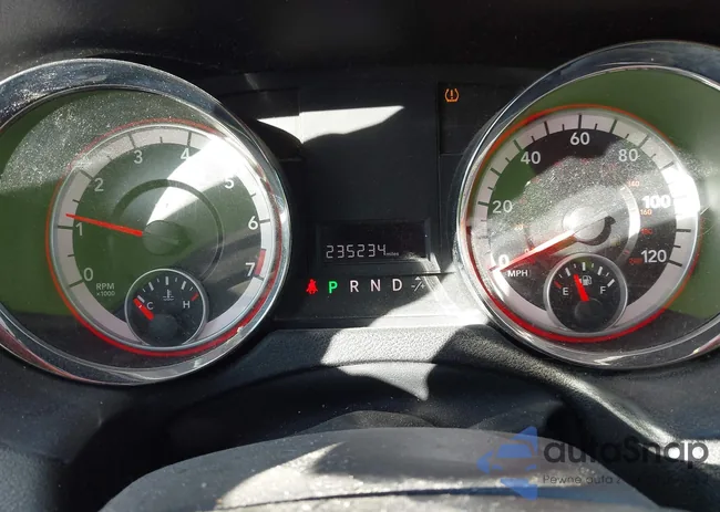 2C4RDGCG9CR157002: 43505348