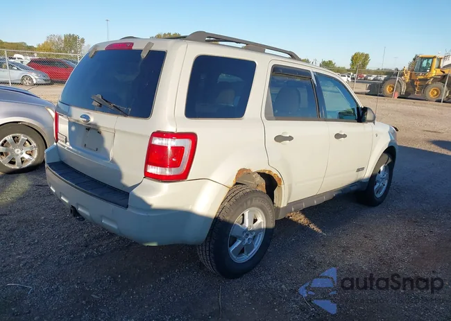 1FMCU03128KA18226: 43506635