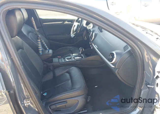 WAUB8GFF8H1026256: 43506194