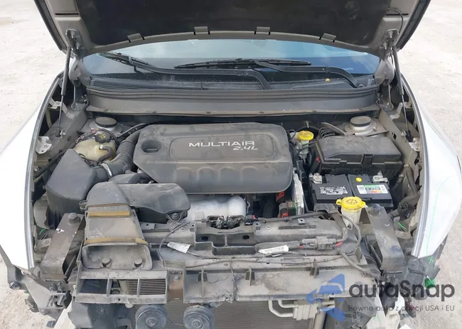 1C4PJLLB4JD512056: 43506341