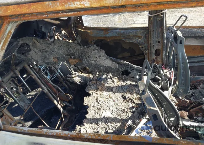 KNDEU2AA6M7042618: 43506384