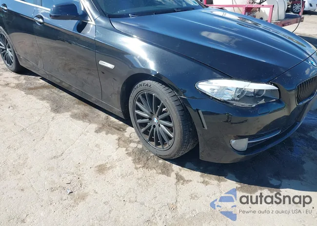 WBAFR7C50DC817731: 43507504