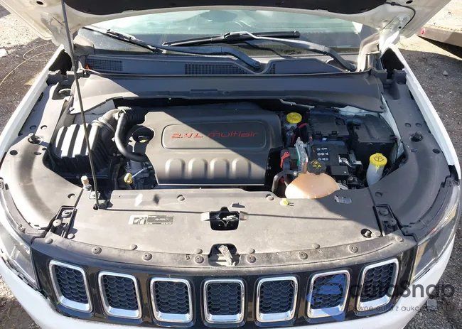 3C4NJDBB7JT262384: 43507995