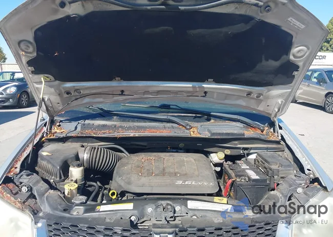 2D4RN5DG4BR662589: 43508779