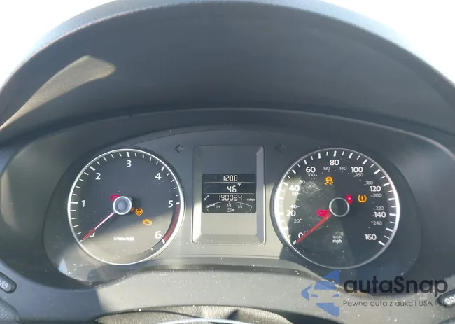 3VWLL7AJ8CM466035: 43508985