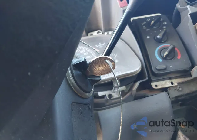 1B7HC13Y41J615888: 43508991