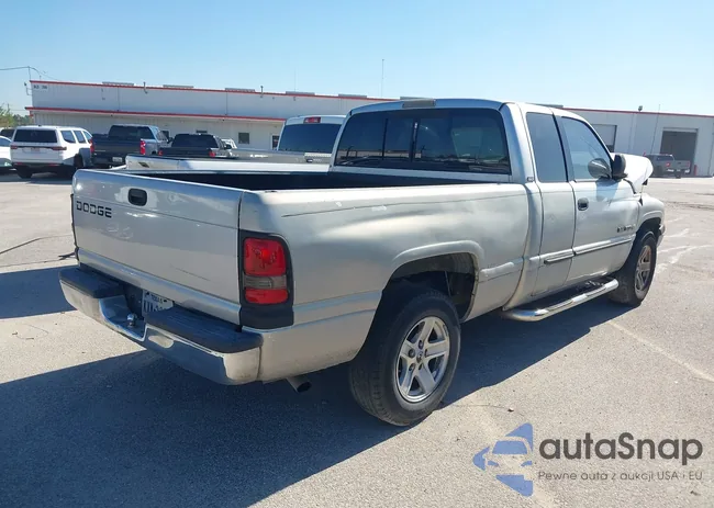 1B7HC13Y41J615888: 43508991