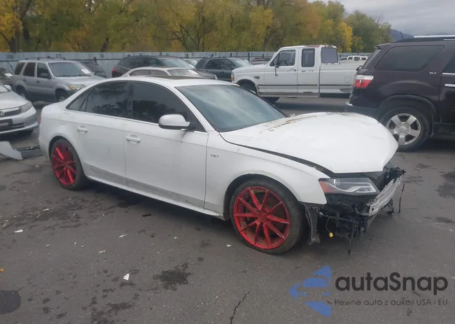 WAUMGAFLXBA008928: 43509013