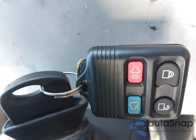 1FAFP42X8YF288615: 43508046