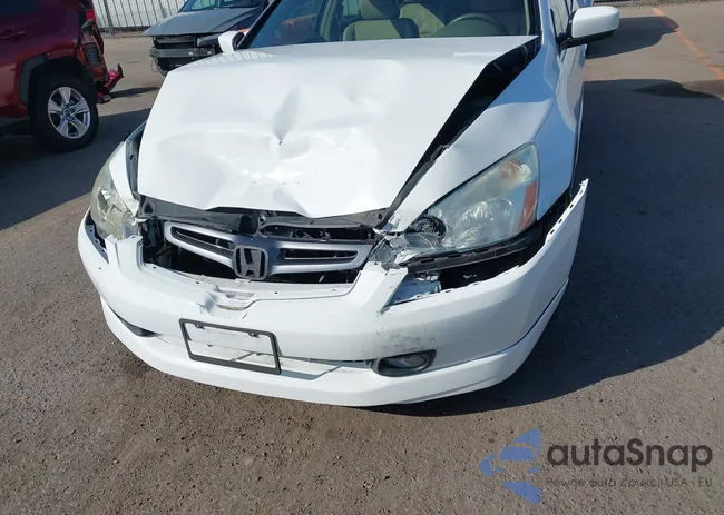 1HGCM66595A000282: 43508117